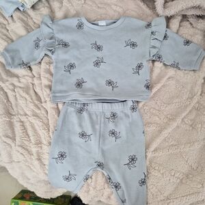 Carter's Blue Floral Baby Set